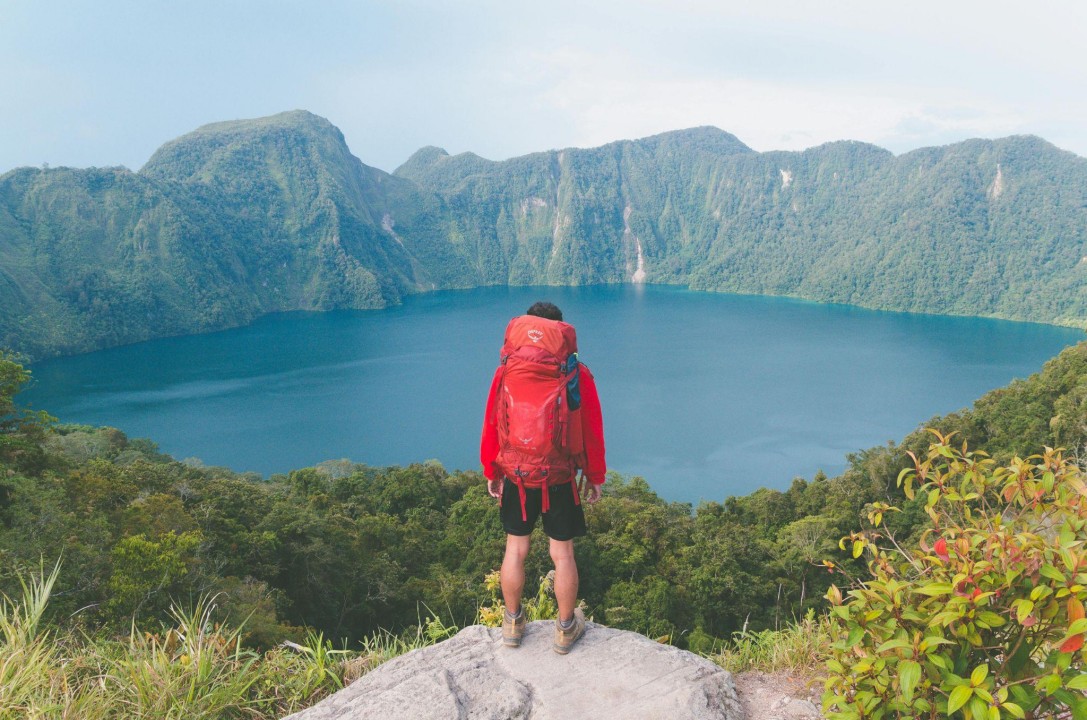 How to Remain Connected while Traveling – Pro Tip from Professionals