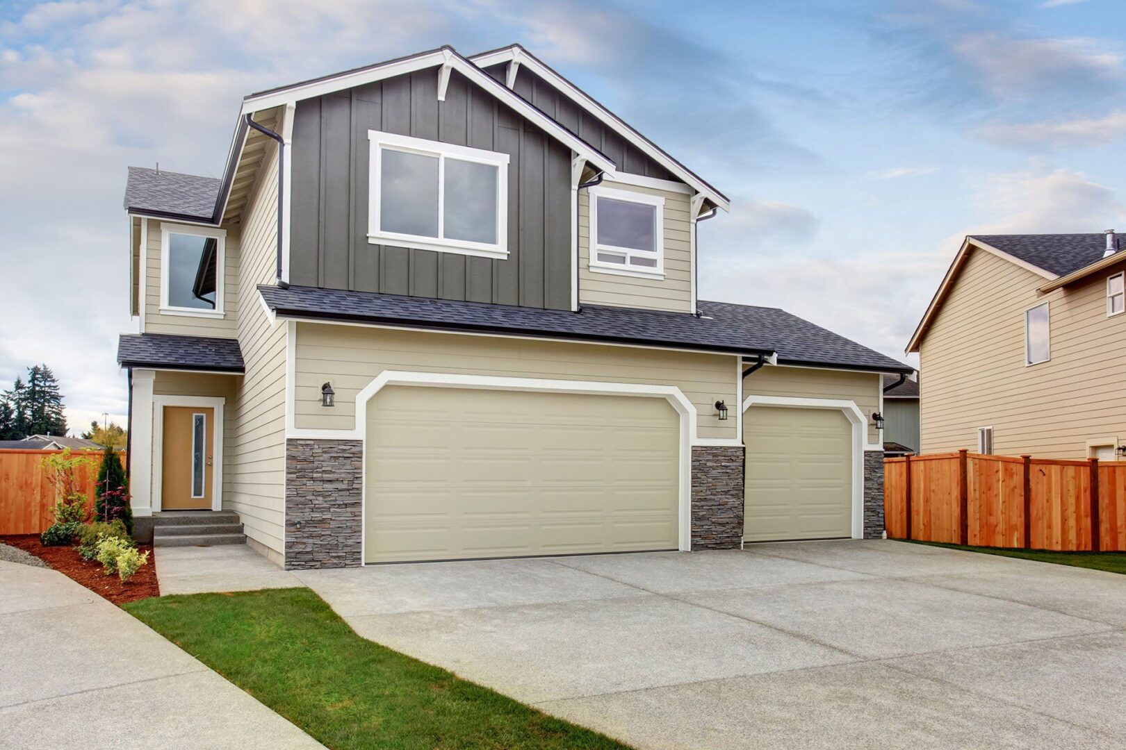 A Comprehensive Guide to Choosing the Best Chippewa Falls Garage Door Repair Company